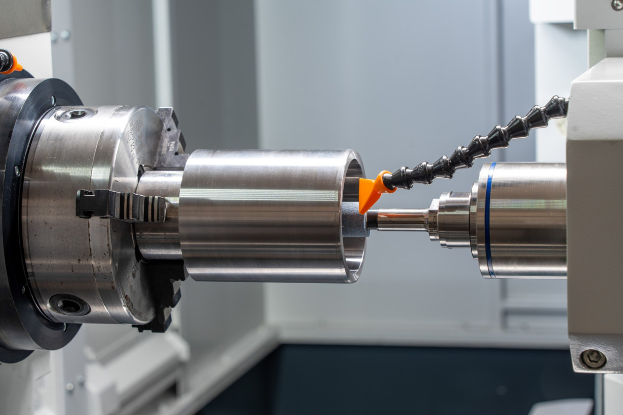 Innenschleifen mit der Maschinenserie RS CPA CNC