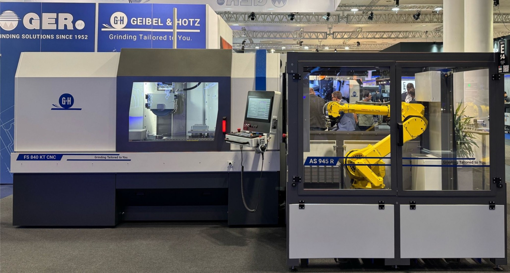 Automatisierungssystem „multiROB“ auf der EMO